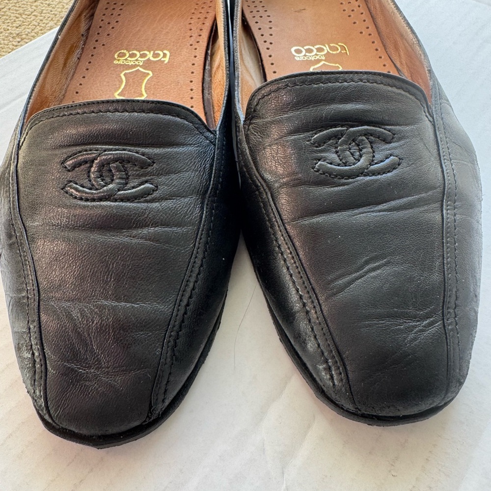 CHANEL Black Leather Loafers - Picture 9 of 13